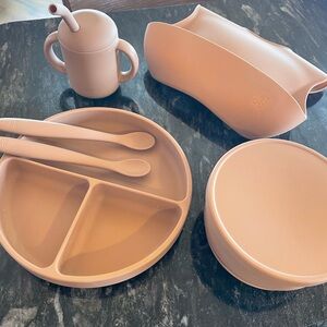 AEIOU Silicone Baby Feeding Set